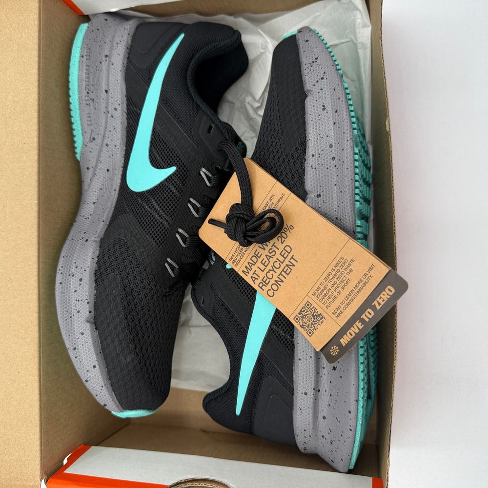 Nike Run Swift 3 SE Shoes Women Size 6 Black Green Frost Running HQ4217 010 - Picture 7 of 8